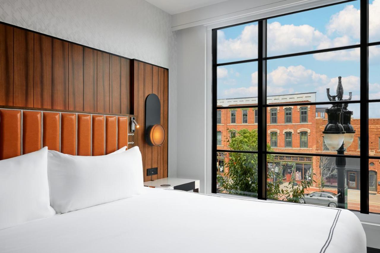 The Godfrey Detroit, Curio Collection By Hilton Hotel ภายนอก รูปภาพ
