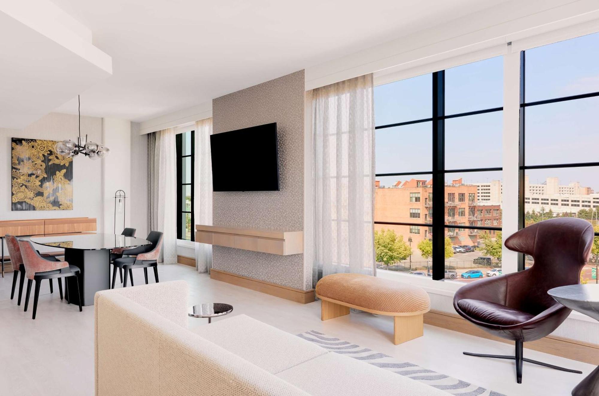The Godfrey Detroit, Curio Collection By Hilton Hotel ภายนอก รูปภาพ
