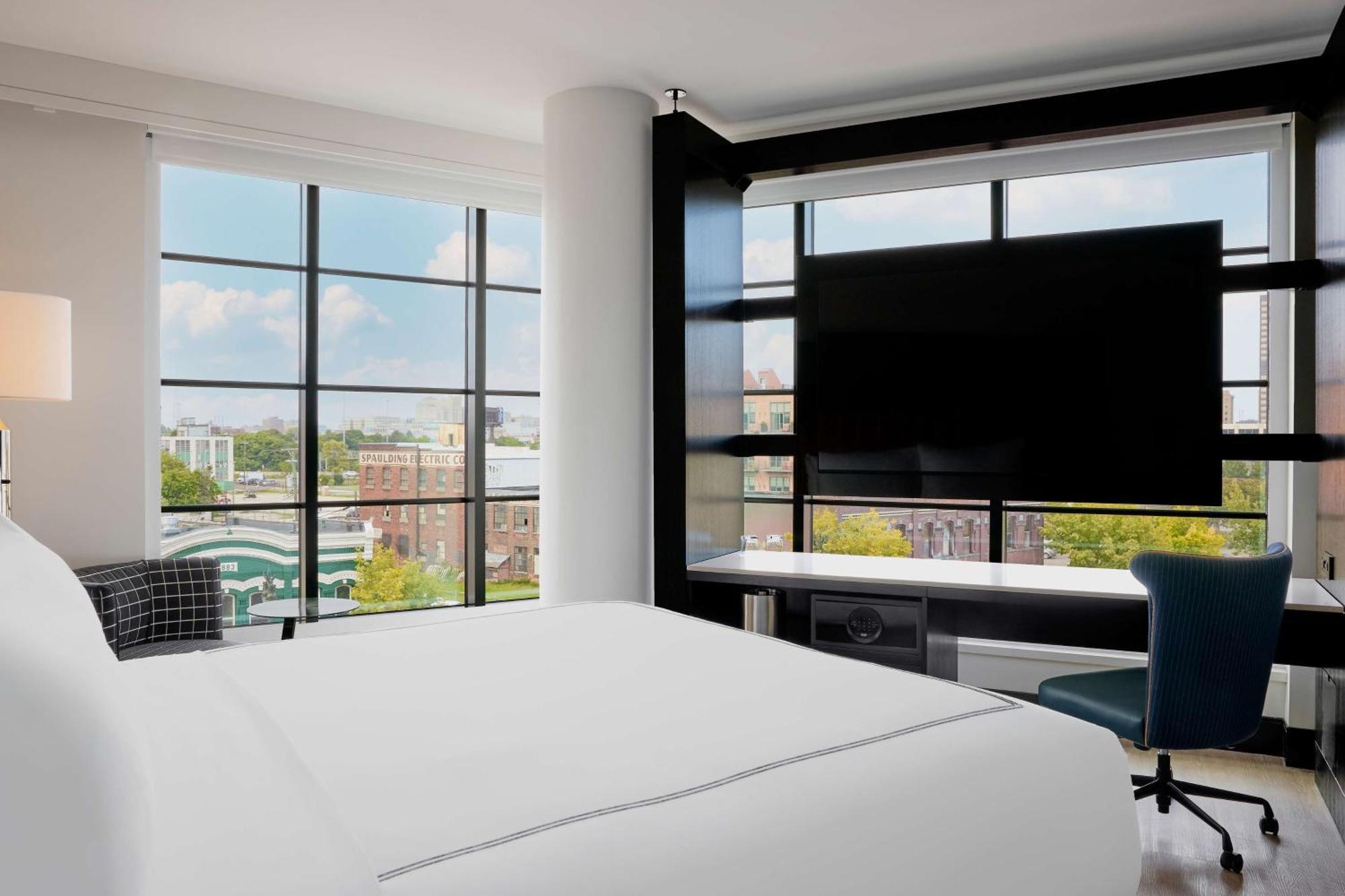 The Godfrey Detroit, Curio Collection By Hilton Hotel ภายนอก รูปภาพ